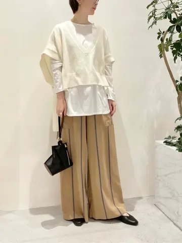 BEIGE， 小泉 コーディネート画像