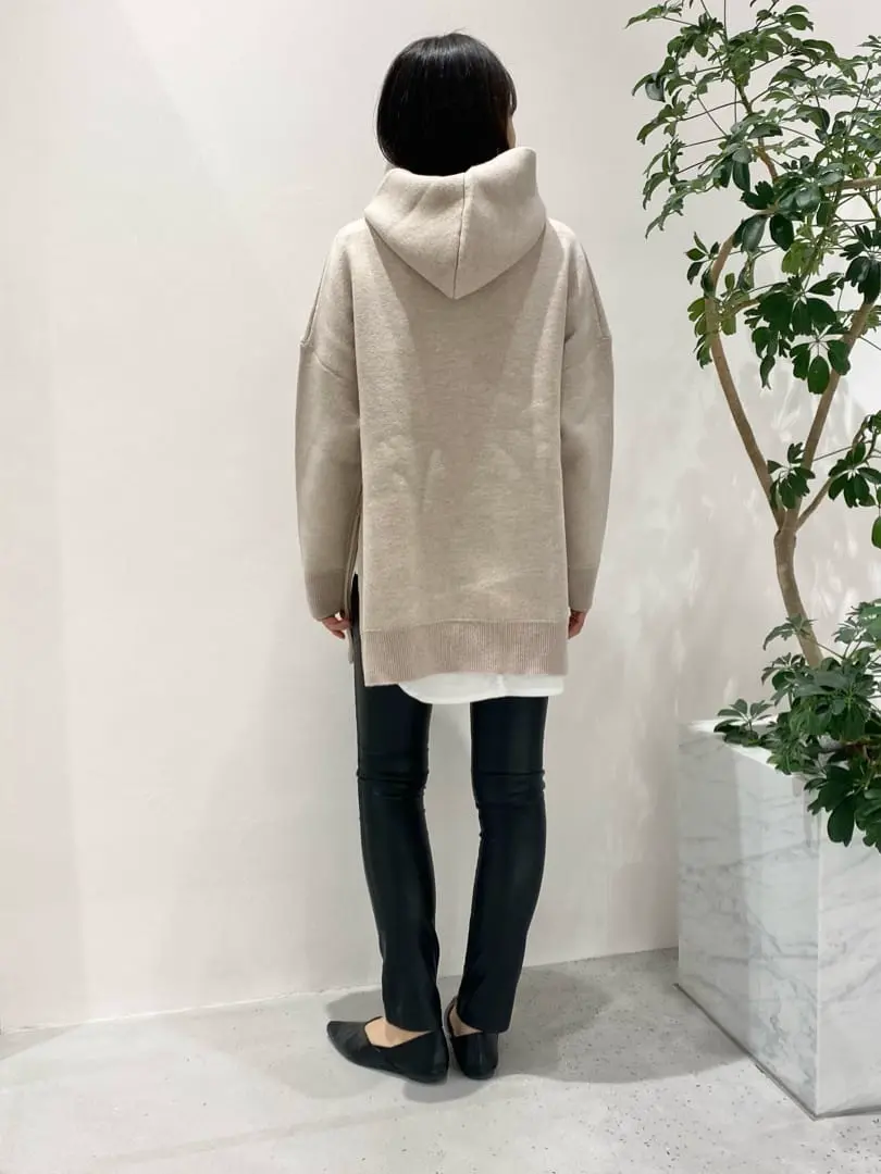 BEIGE， R.A コーディネート画像