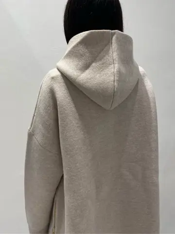 BEIGE， R.A コーディネート画像