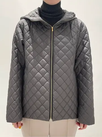 BEIGE， 小泉 コーディネート画像