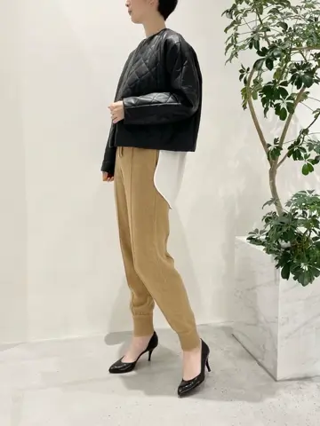 BEIGE， 小泉 コーディネート画像