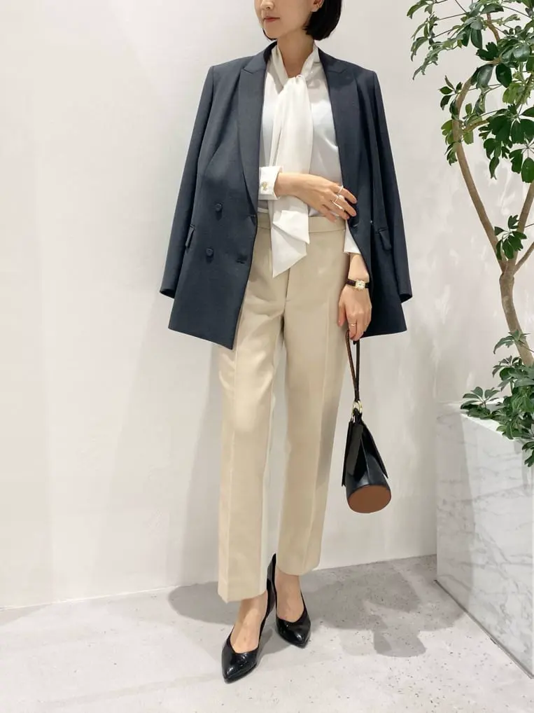 BEIGE， R.A コーディネート画像