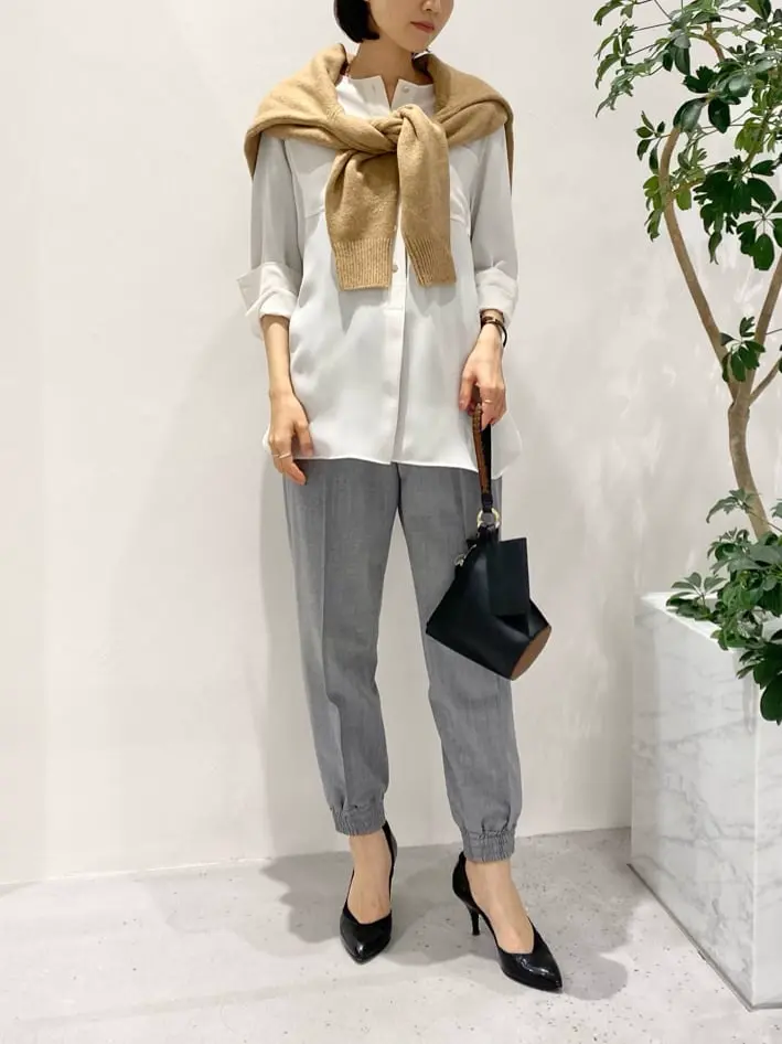 BEIGE， R.A コーディネート画像