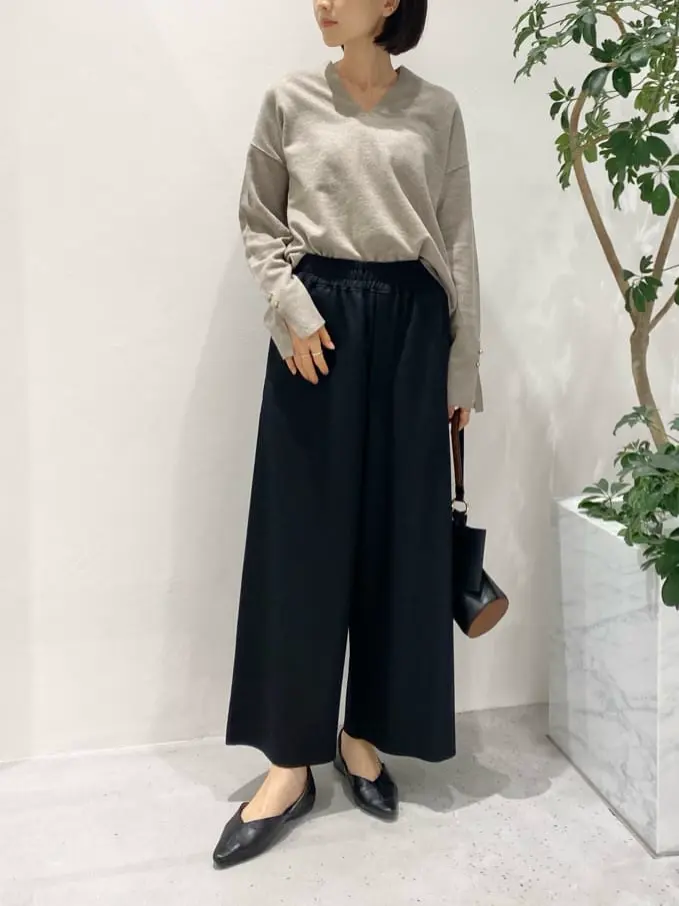 BEIGE， R.A コーディネート画像