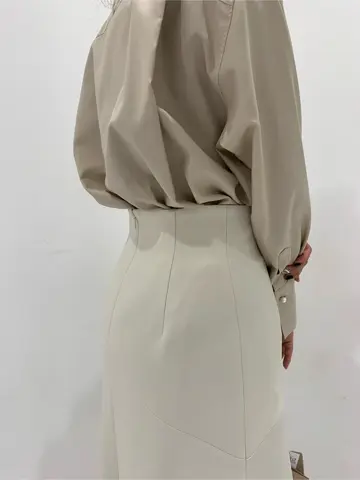 BEIGE， アライ コーディネート画像