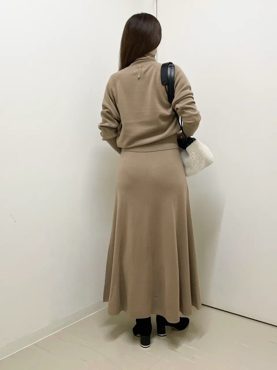 BEIGE， スタッフ コーディネート画像