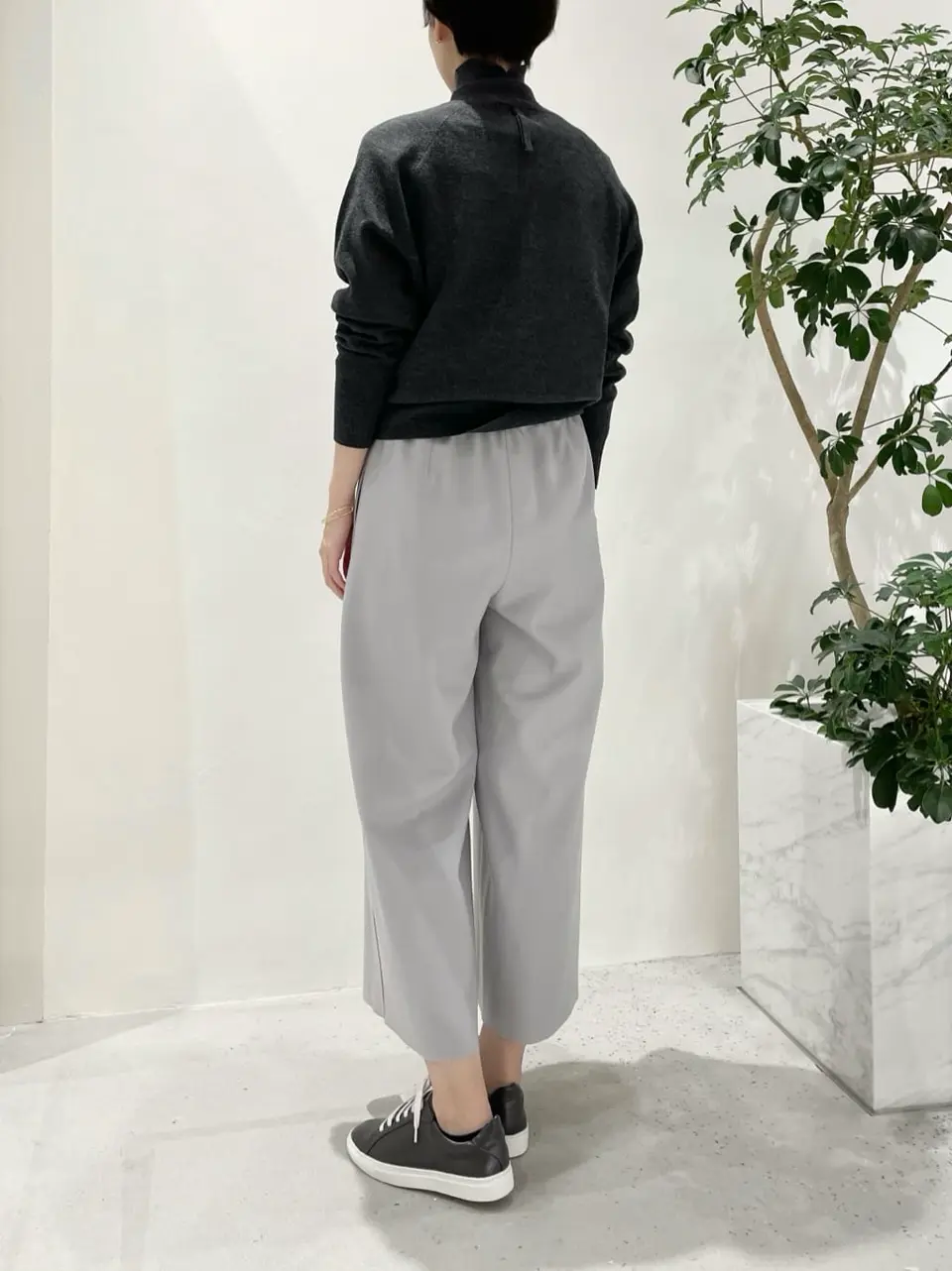 BEIGE， 小泉 コーディネート画像