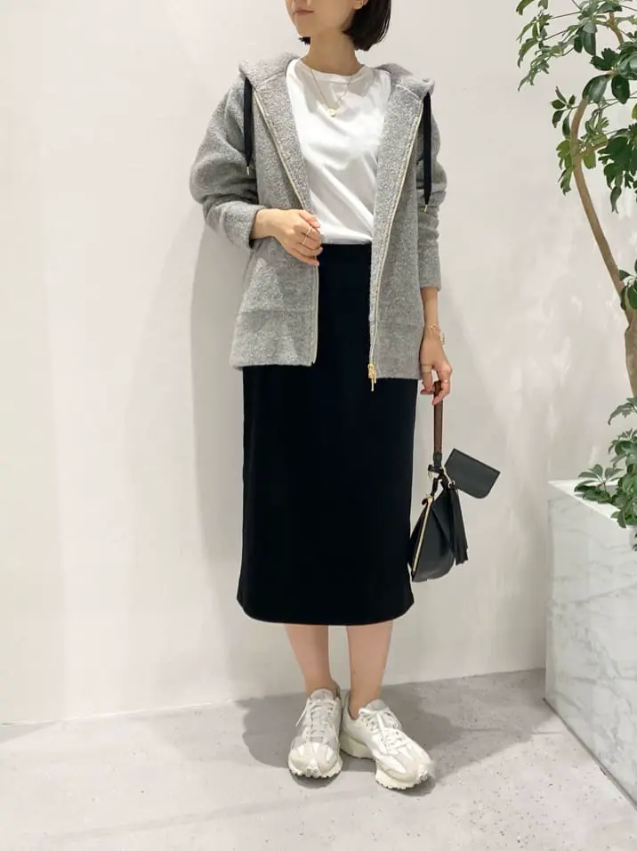 BEIGE， R.A コーディネート画像