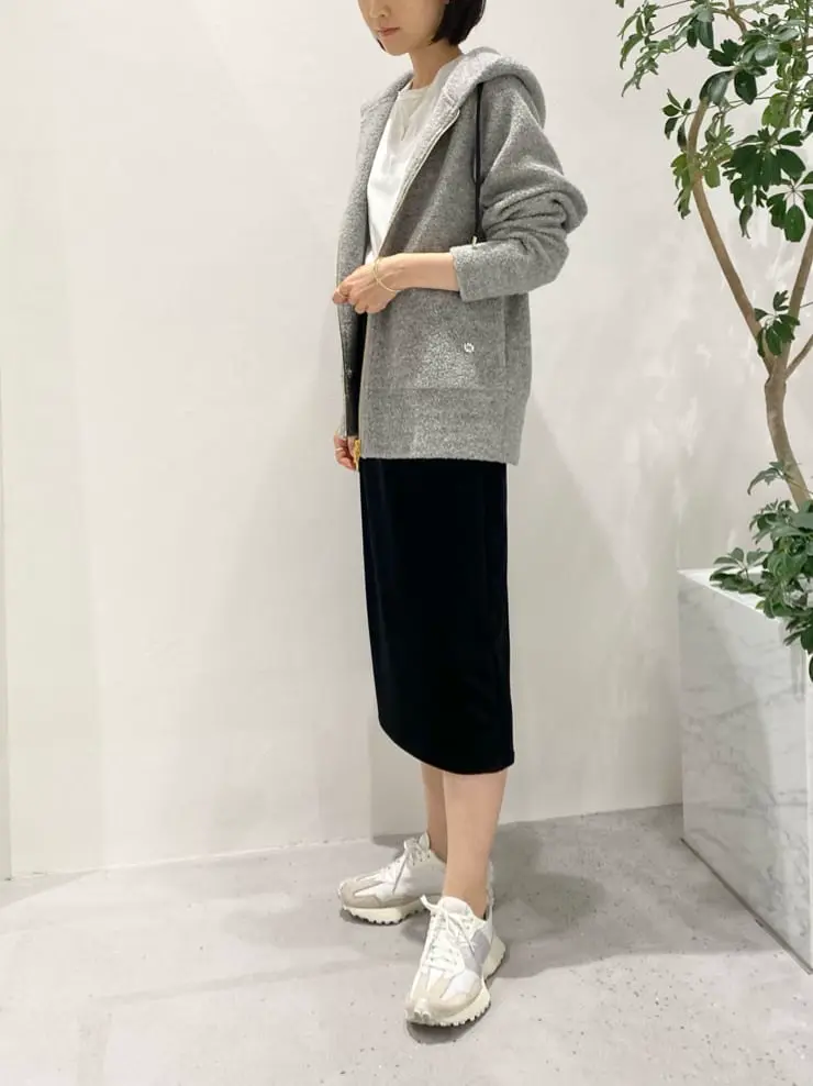 BEIGE， R.A コーディネート画像