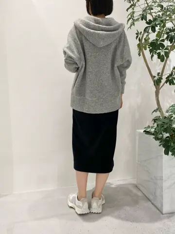 BEIGE， R.A コーディネート画像