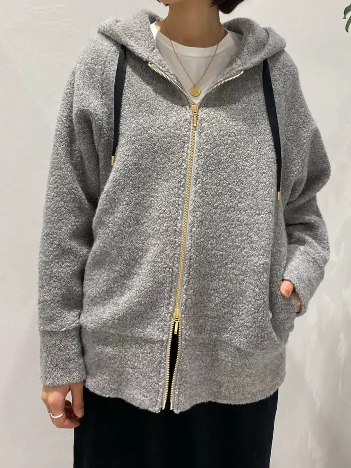 BEIGE， R.A コーディネート画像