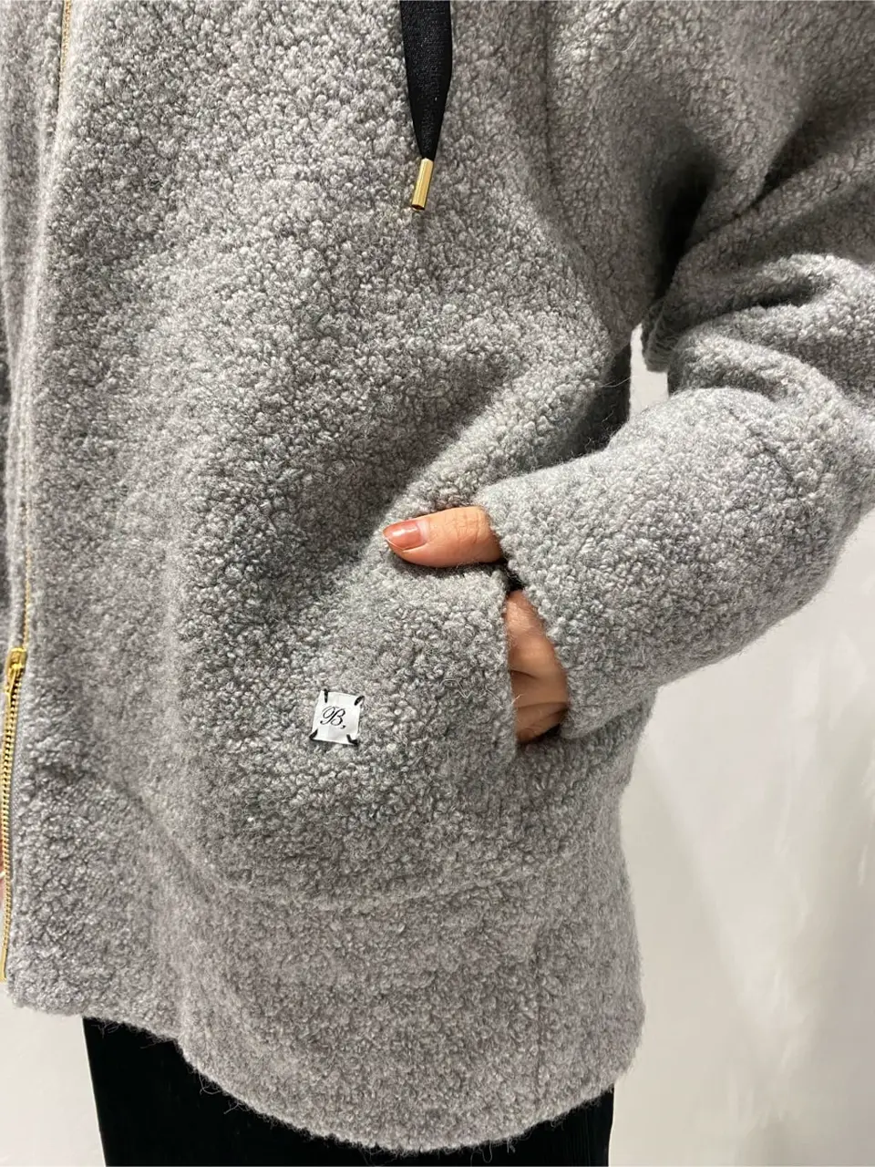 BEIGE， R.A コーディネート画像