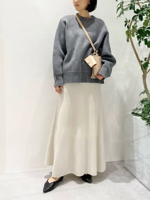 BEIGE， R.A コーディネート画像