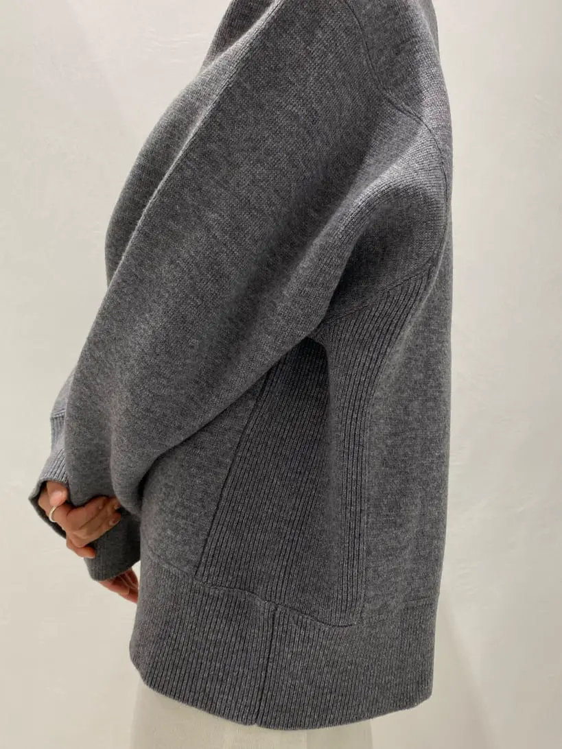 BEIGE， R.A コーディネート画像