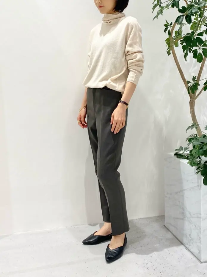 BEIGE， R.A コーディネート画像