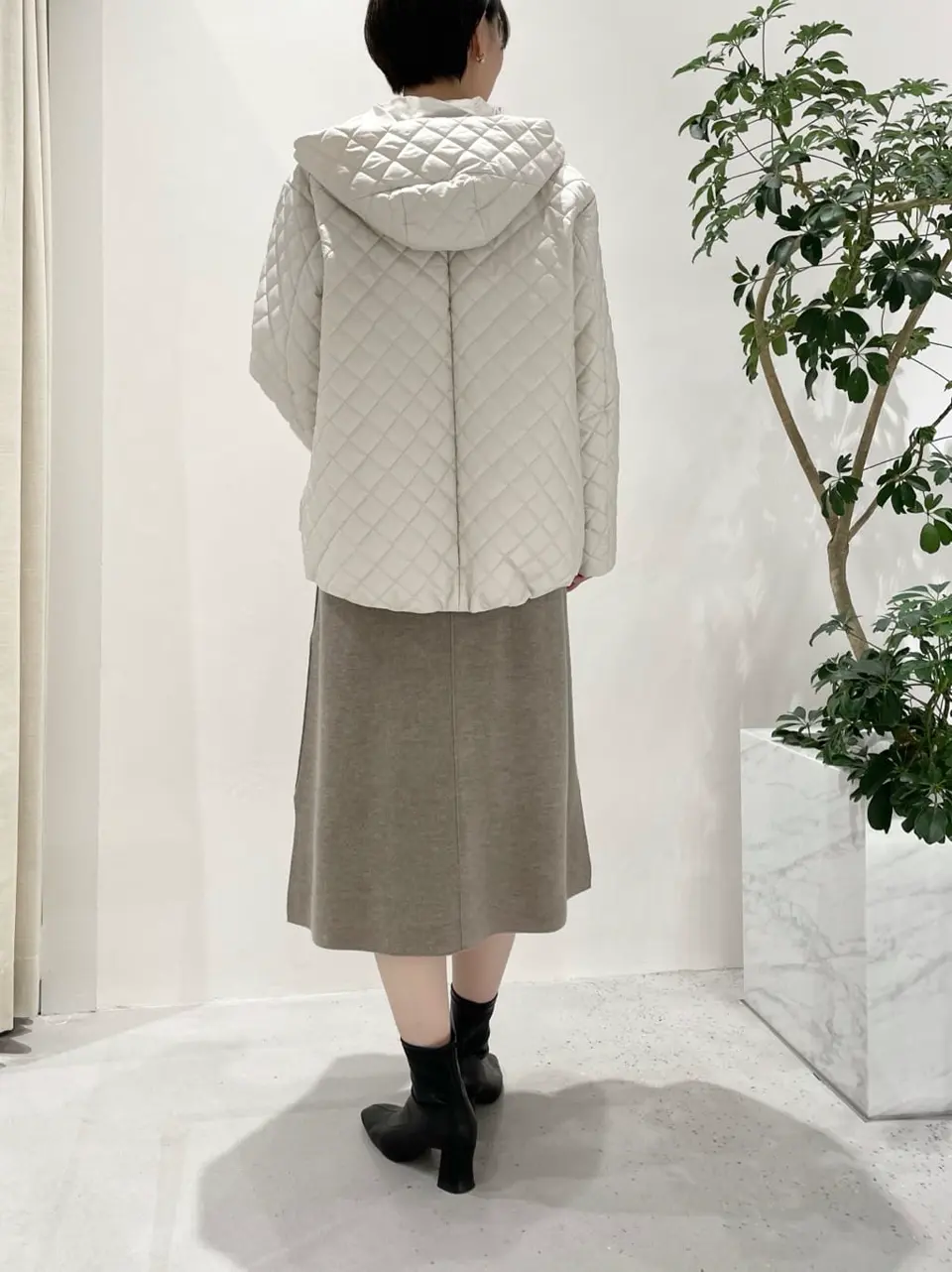 BEIGE， 小泉 コーディネート画像