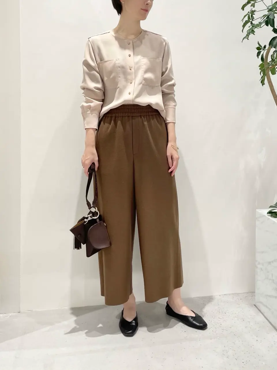 BEIGE， 小泉 コーディネート画像