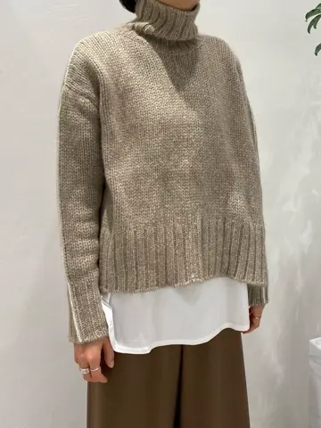 BEIGE， R.A コーディネート画像