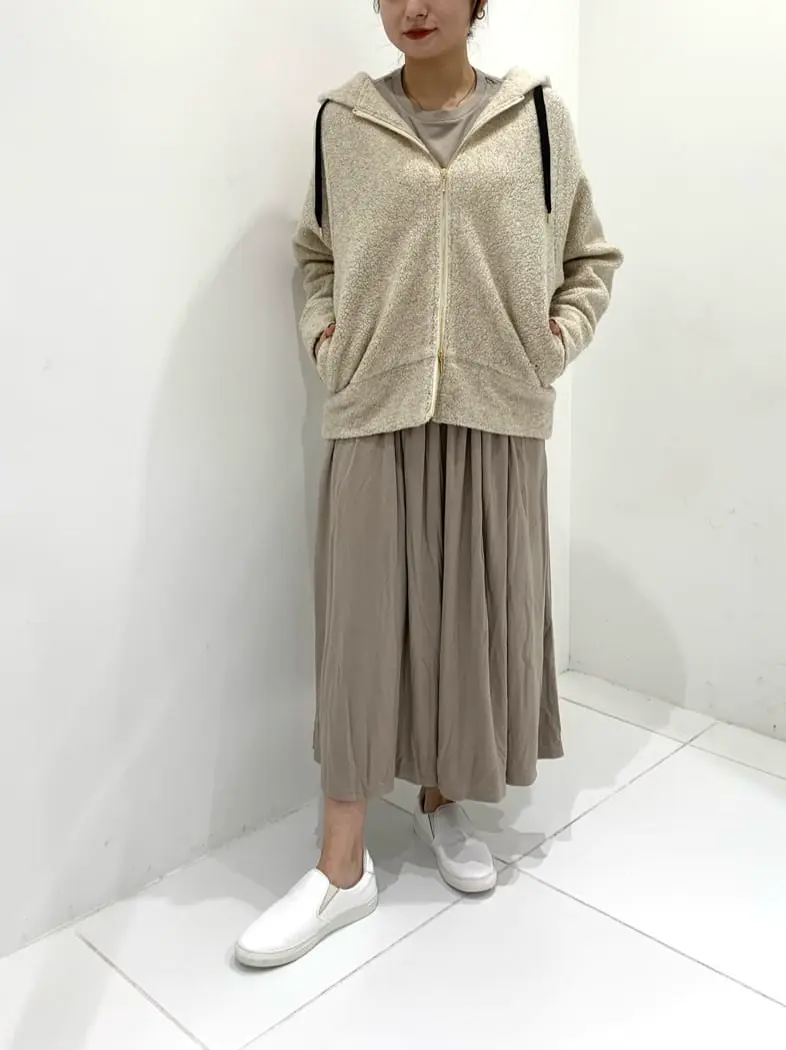 BEIGE， アライ コーディネート画像