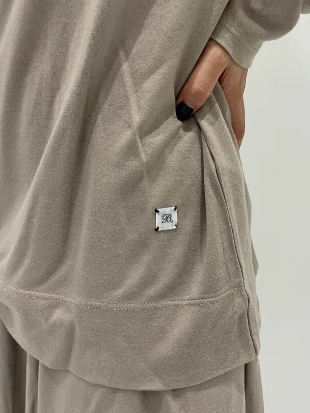 BEIGE， アライ コーディネート画像