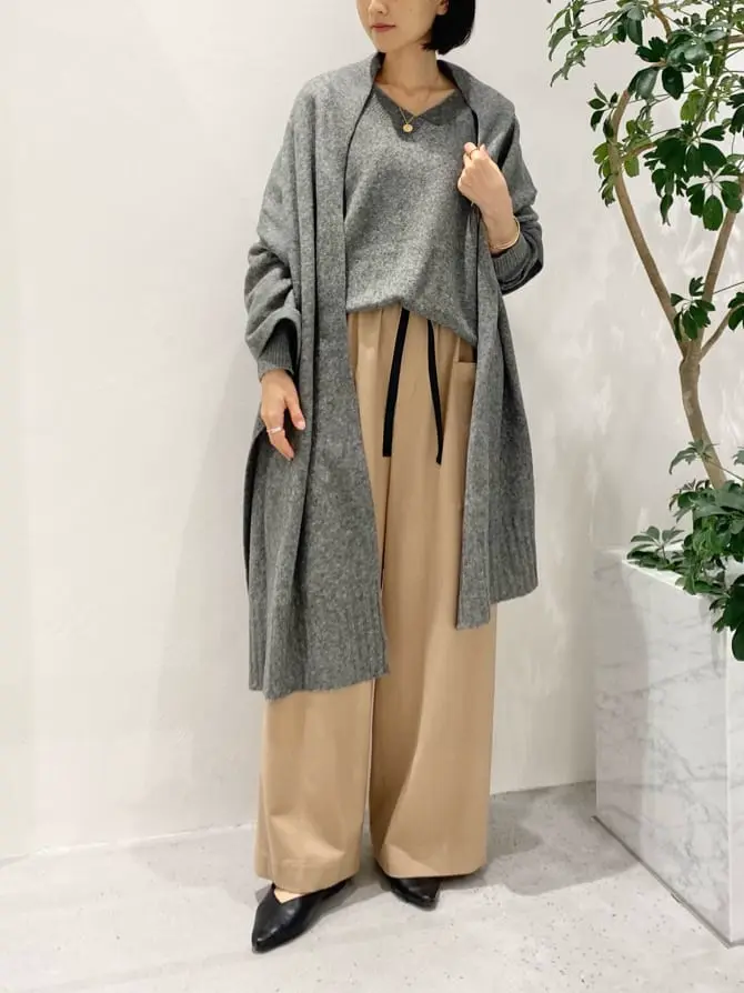 BEIGE， R.A コーディネート画像