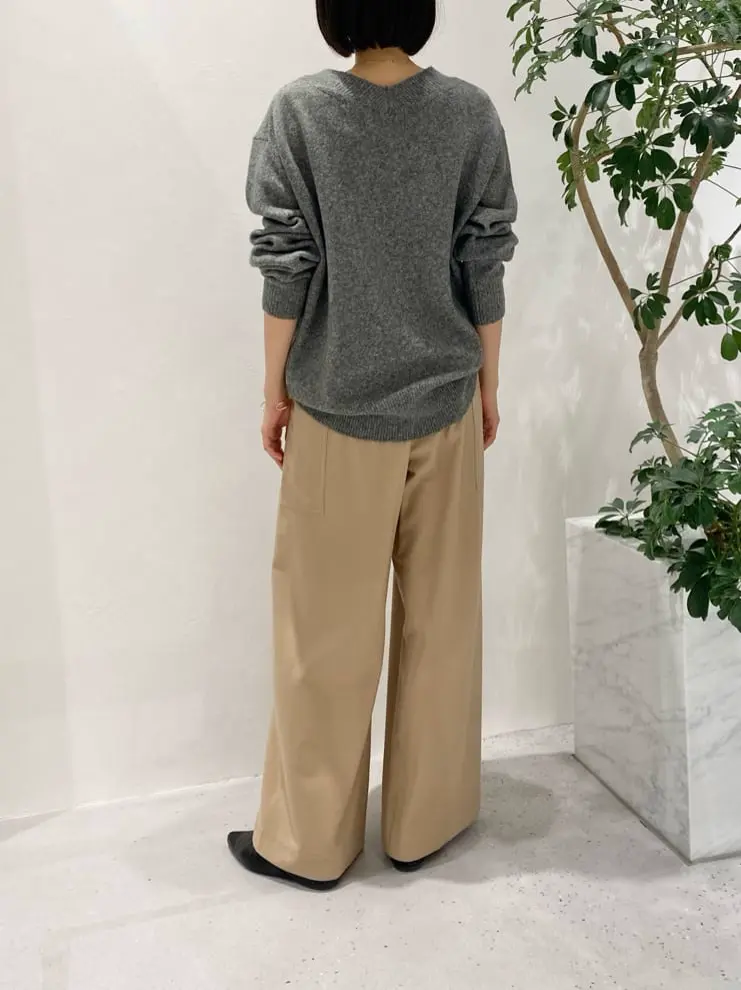 BEIGE， R.A コーディネート画像