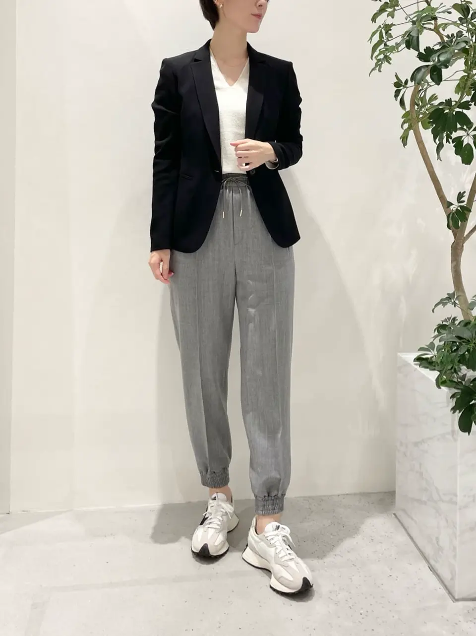 BEIGE， 小泉 コーディネート画像