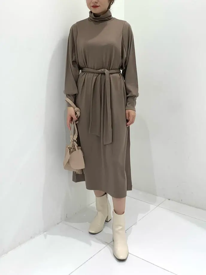 BEIGE， アライ コーディネート画像