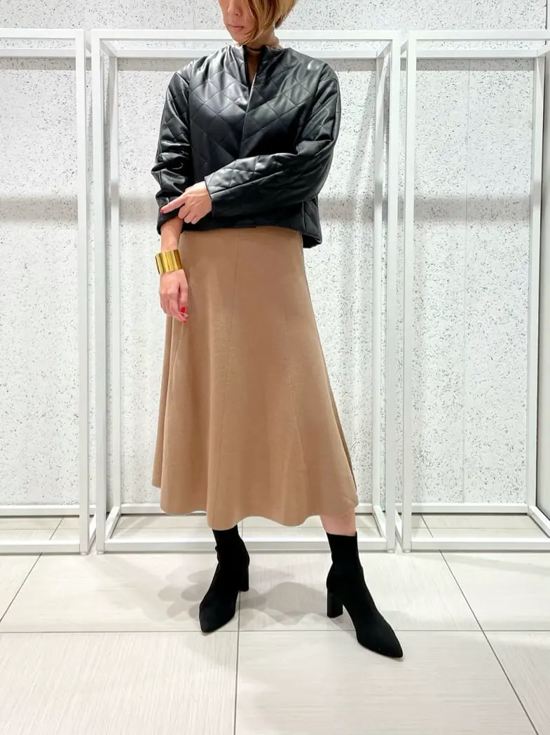 BEIGE， 柴田 コーディネート画像