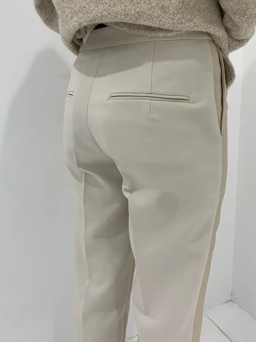 BEIGE， アライ コーディネート画像