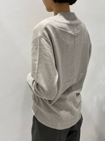 BEIGE， R.A コーディネート画像