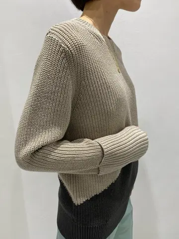 BEIGE， R.A コーディネート画像