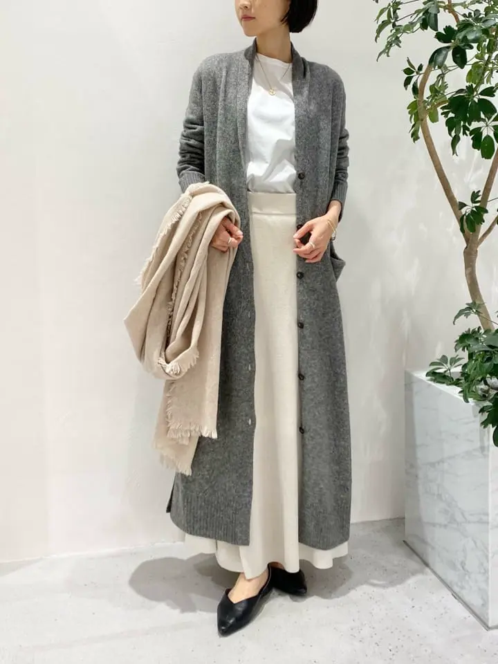 BEIGE， R.A コーディネート画像