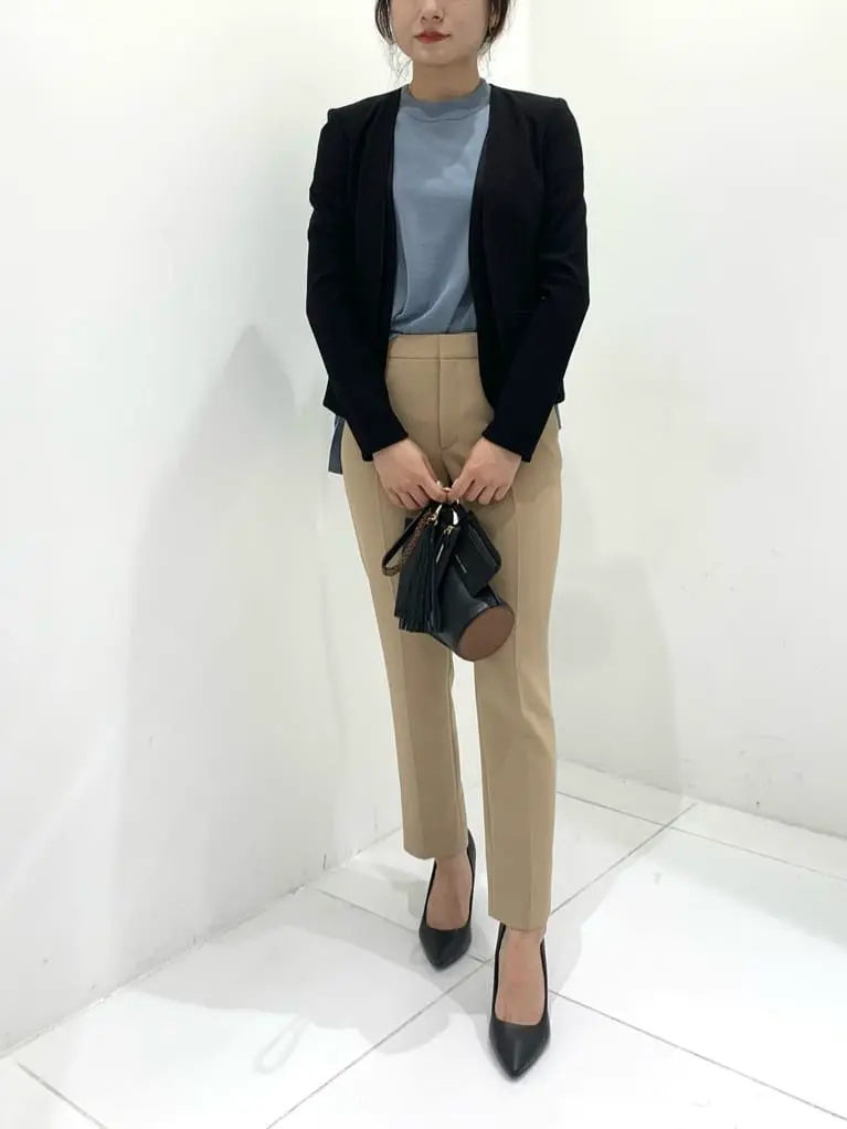 BEIGE， アライ コーディネート画像