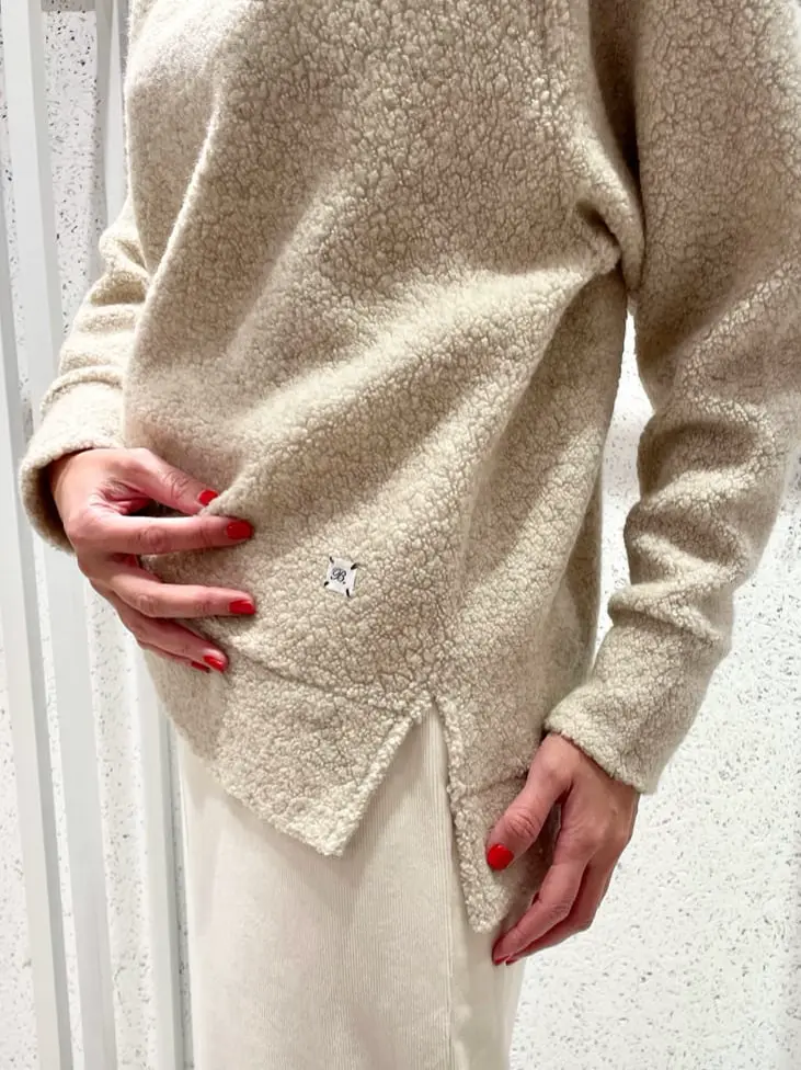 BEIGE， 柴田 コーディネート画像