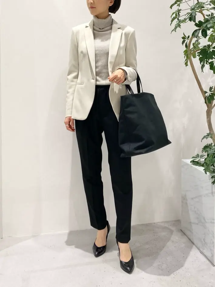 BEIGE， R.A コーディネート画像