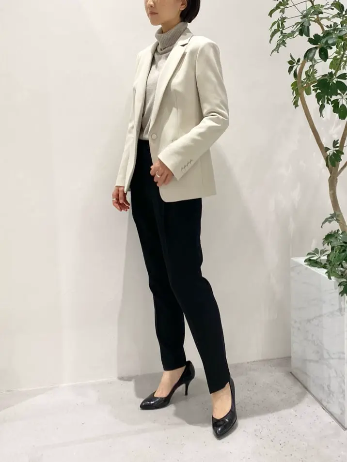 BEIGE， R.A コーディネート画像