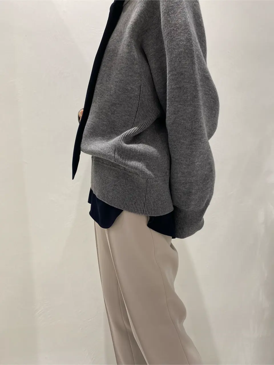 BEIGE， R.A コーディネート画像