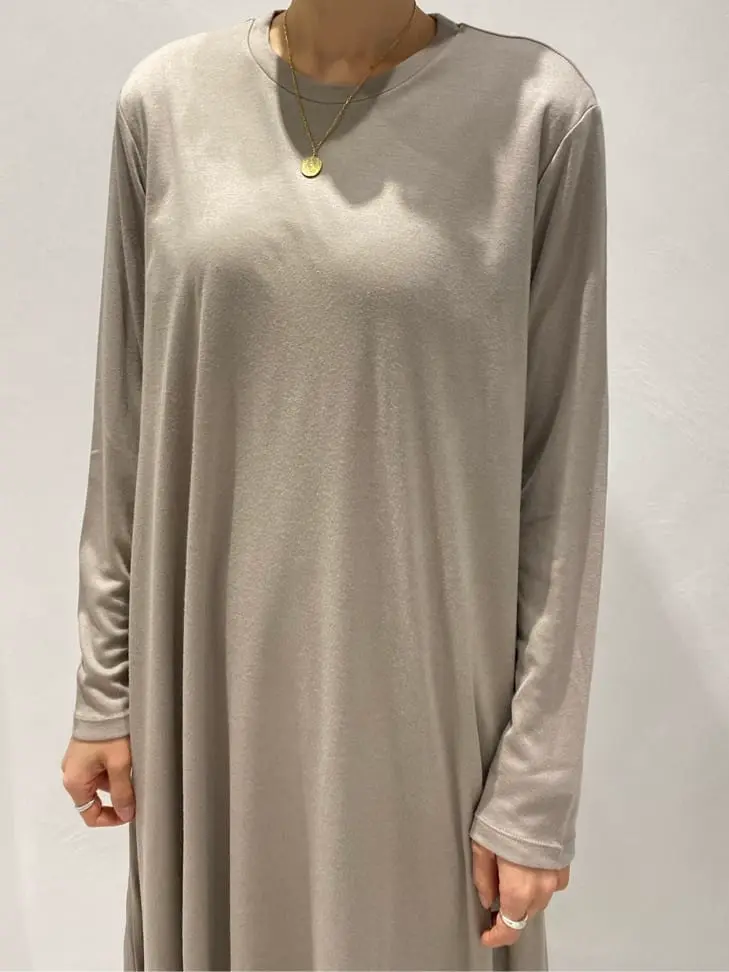 BEIGE， R.A コーディネート画像