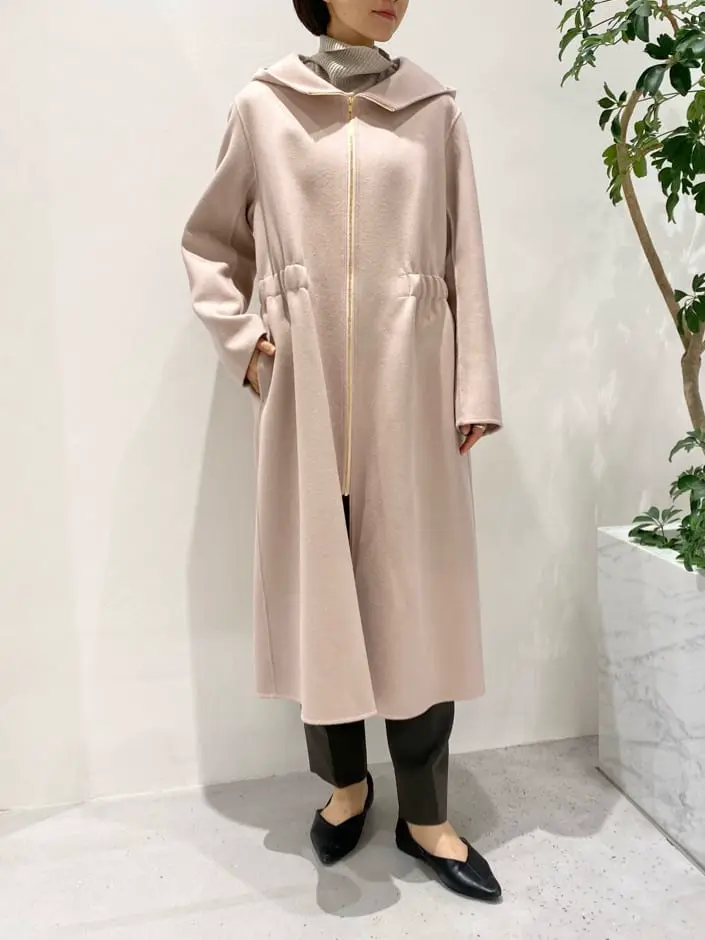 BEIGE， R.A コーディネート画像