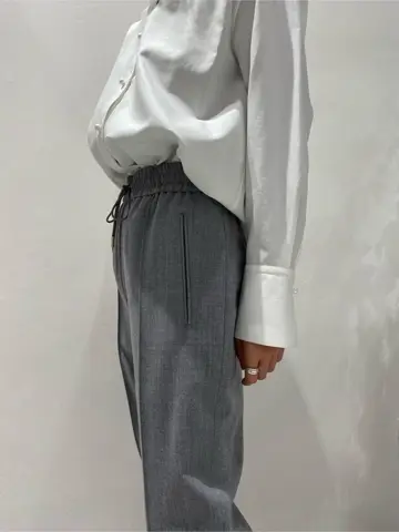 BEIGE， R.A コーディネート画像