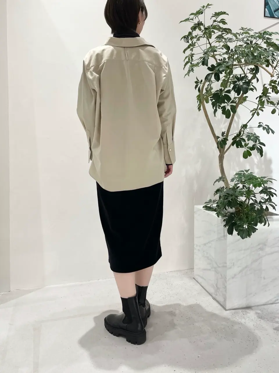 BEIGE， 小泉 コーディネート画像