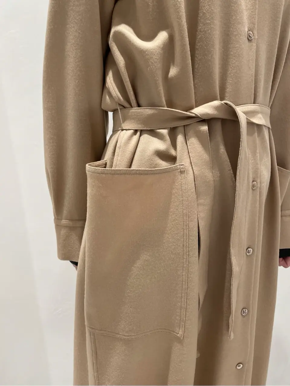 BEIGE， 小泉 コーディネート画像