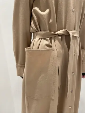 BEIGE， 小泉 コーディネート画像
