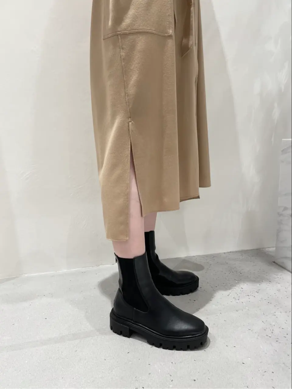 BEIGE， 小泉 コーディネート画像