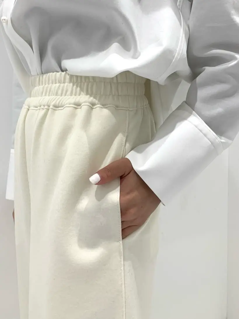 BEIGE， アライ コーディネート画像