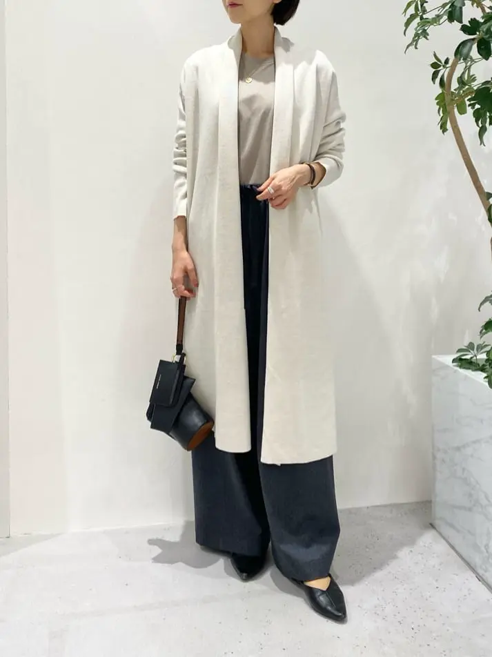 BEIGE， R.A コーディネート画像