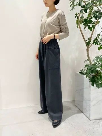 BEIGE， R.A コーディネート画像