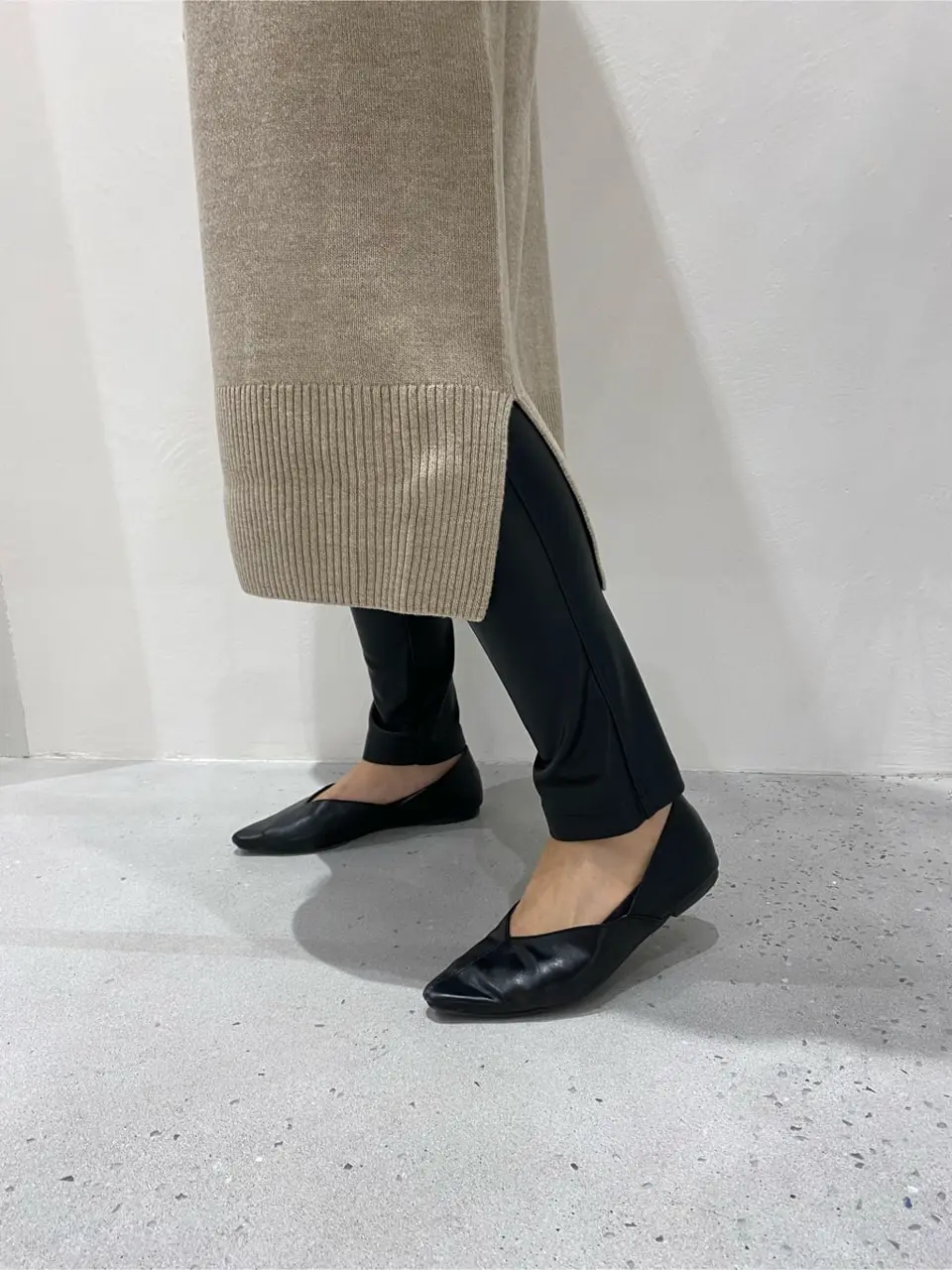 BEIGE， R.A コーディネート画像