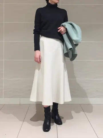 BEIGE， スタッフ コーディネート画像